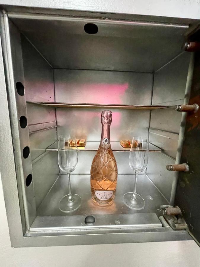Tortona Secret Caveau Milano Eksteriør billede